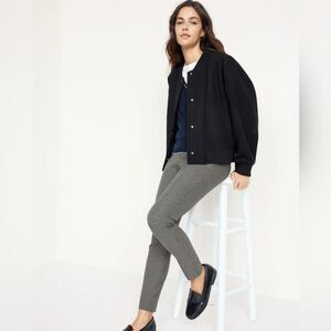 Old Navy Women's Pixie Midrise houndstooth dress Pants.  EUC. Size 2